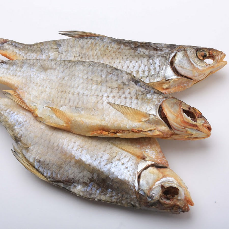 Dried crucian carp without scales — Kremfish